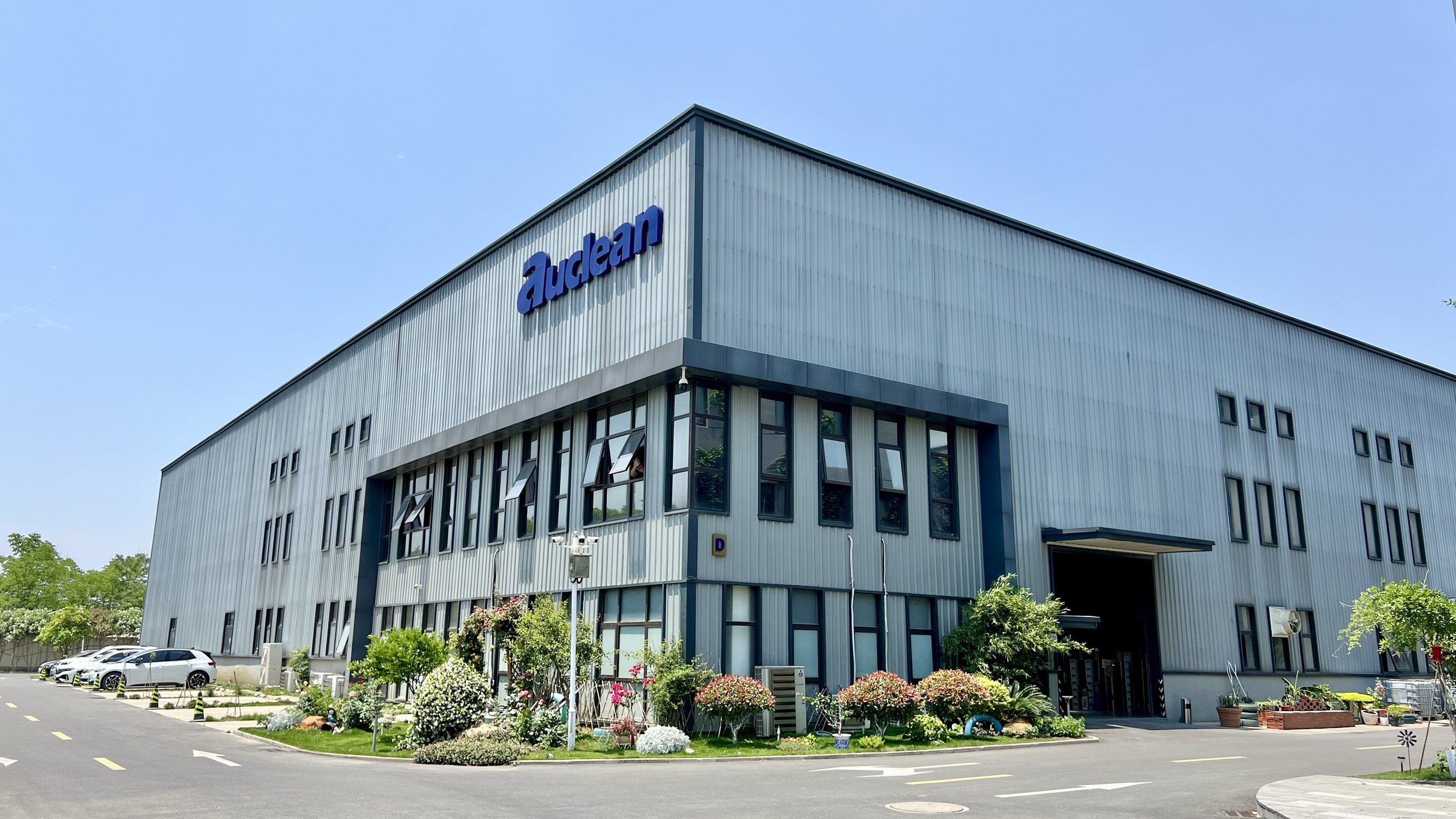 Production floor, Wuxi