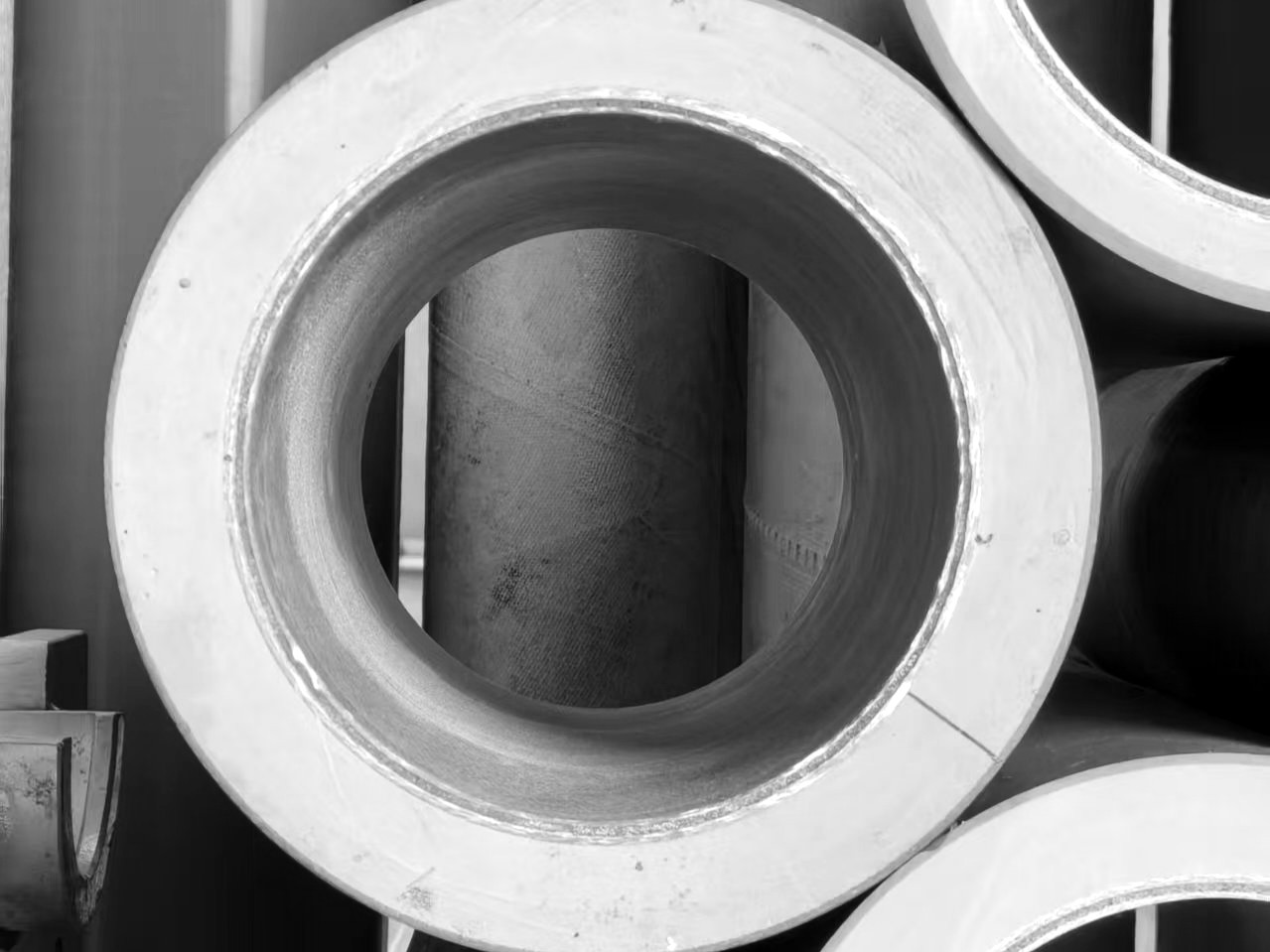 Thick-wall PU foam sleeve, end view